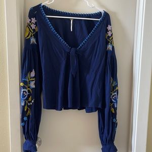 Free people embroidered top peasant sleeves